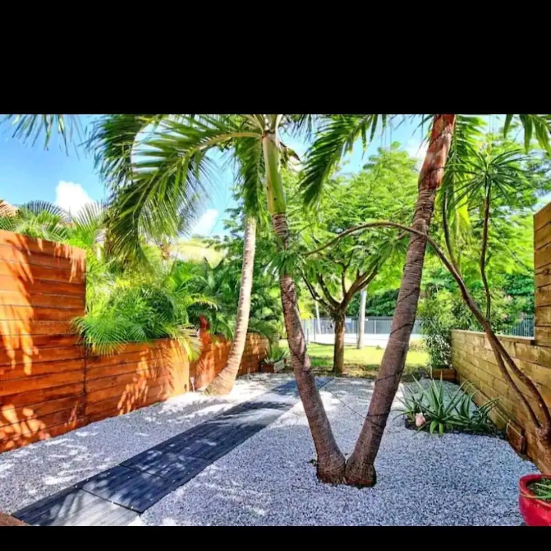 Maison Casanova Orient Bay
